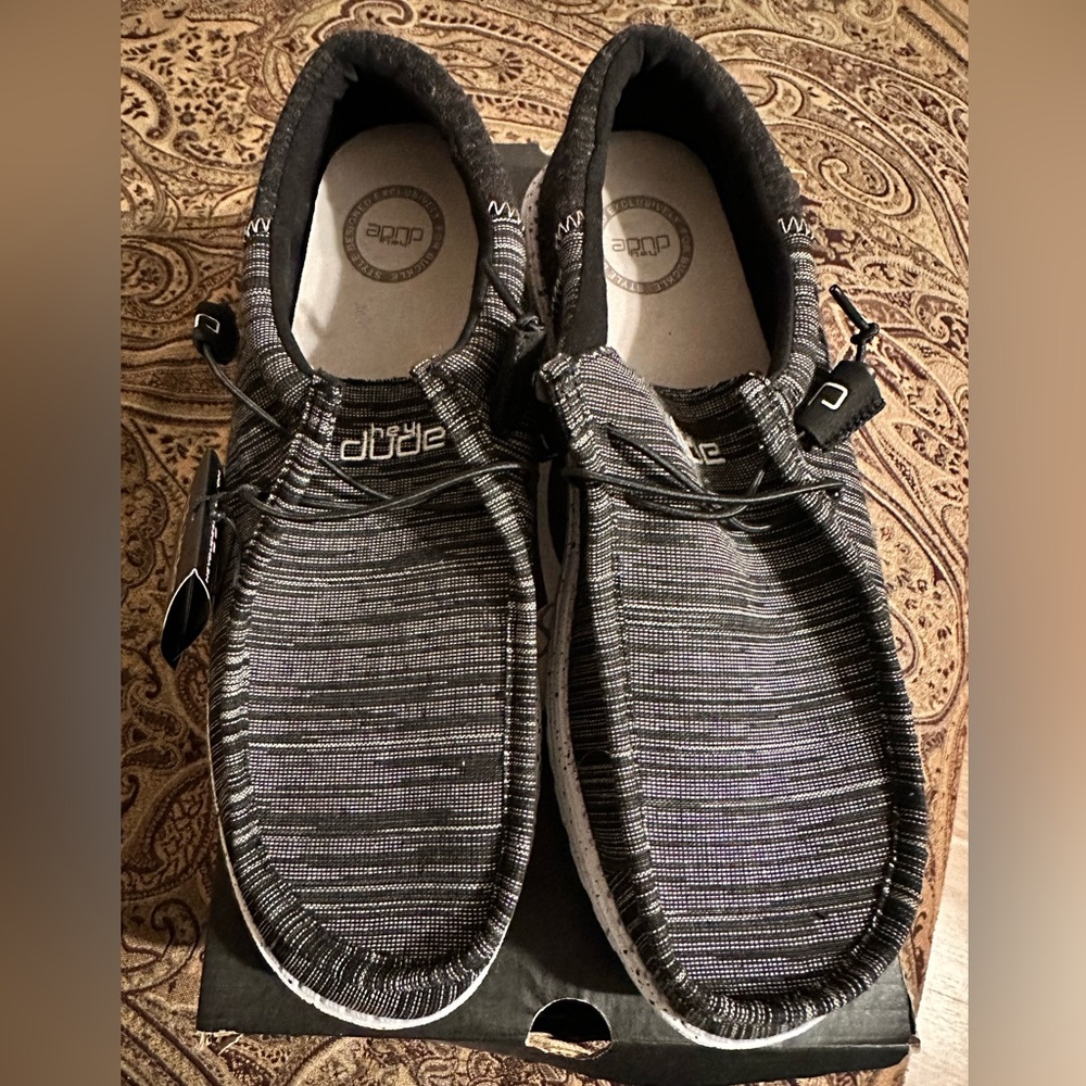 HeyDude men’s shoes
